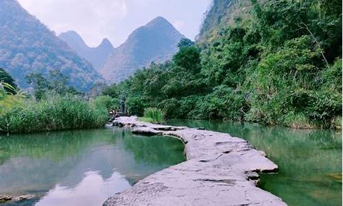 贵州荔波旅游攻略哪里实惠一点,贵州荔波旅游景点门票